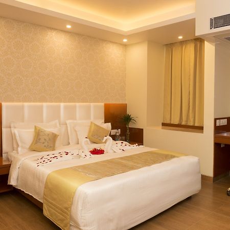 Amalfi Grand Hotell Patna  Exteriör bild
