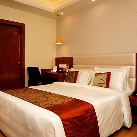 Amalfi Grand Hotell Patna  Rum bild