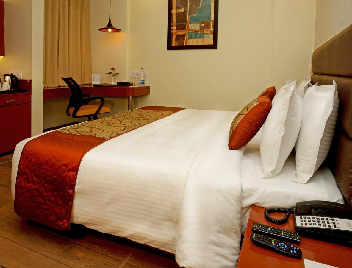 Amalfi Grand Hotell Patna  Rum bild