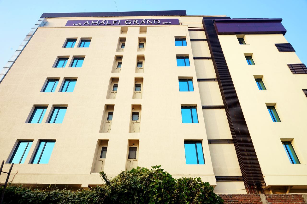 Amalfi Grand Hotell Patna  Rum bild