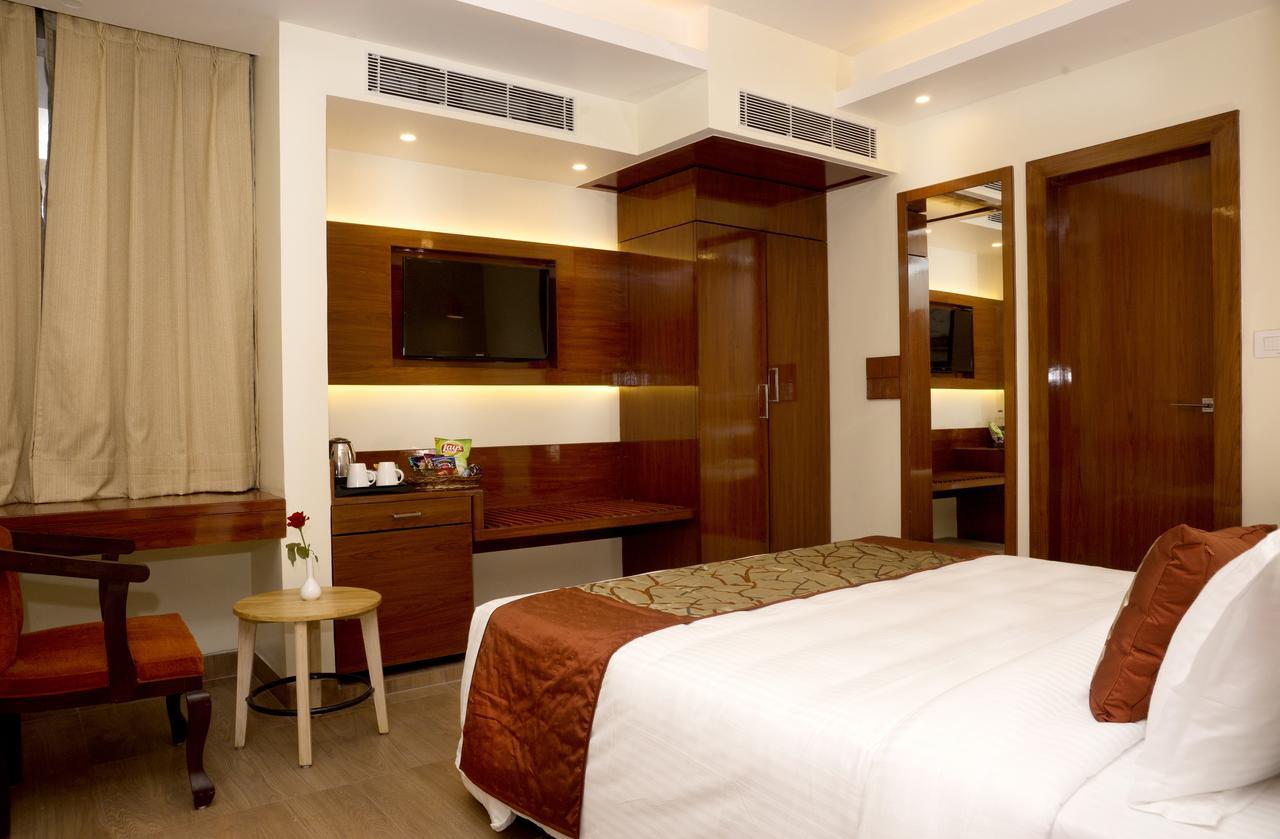 Amalfi Grand Hotell Patna  Rum bild