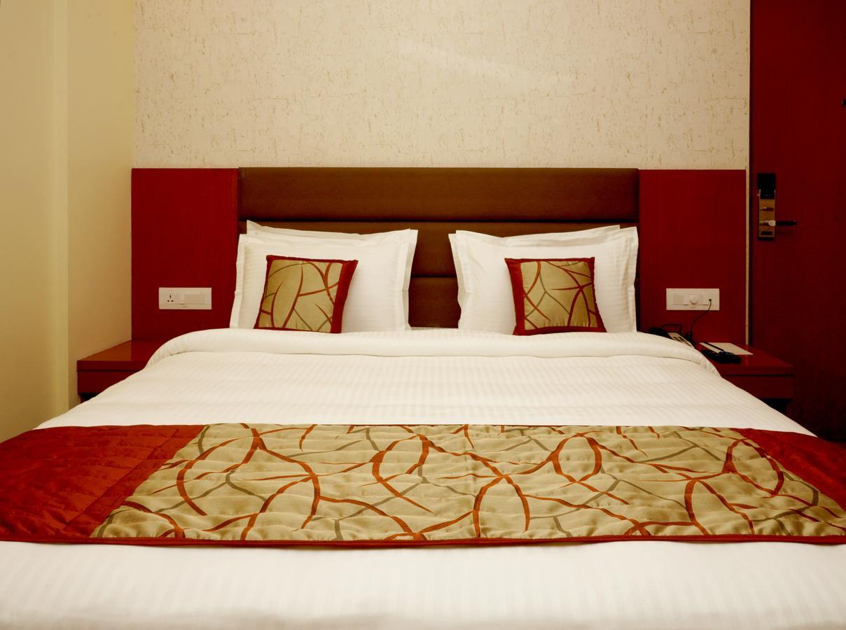 Amalfi Grand Hotell Patna  Rum bild