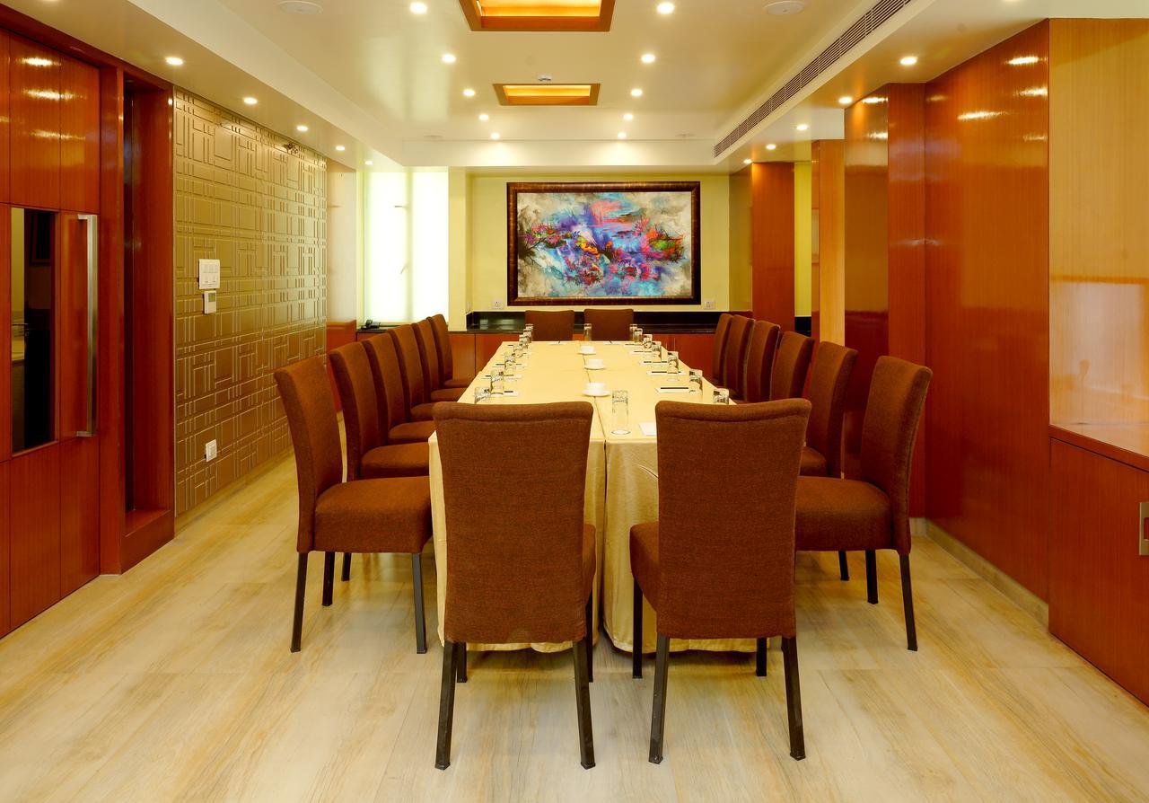 Amalfi Grand Hotell Patna  Rum bild
