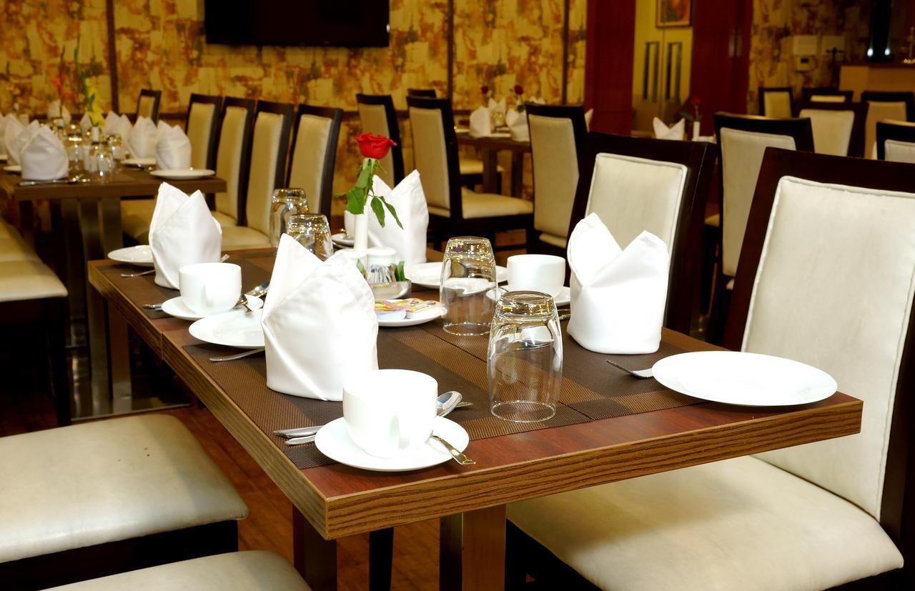 Amalfi Grand Hotell Patna  Rum bild